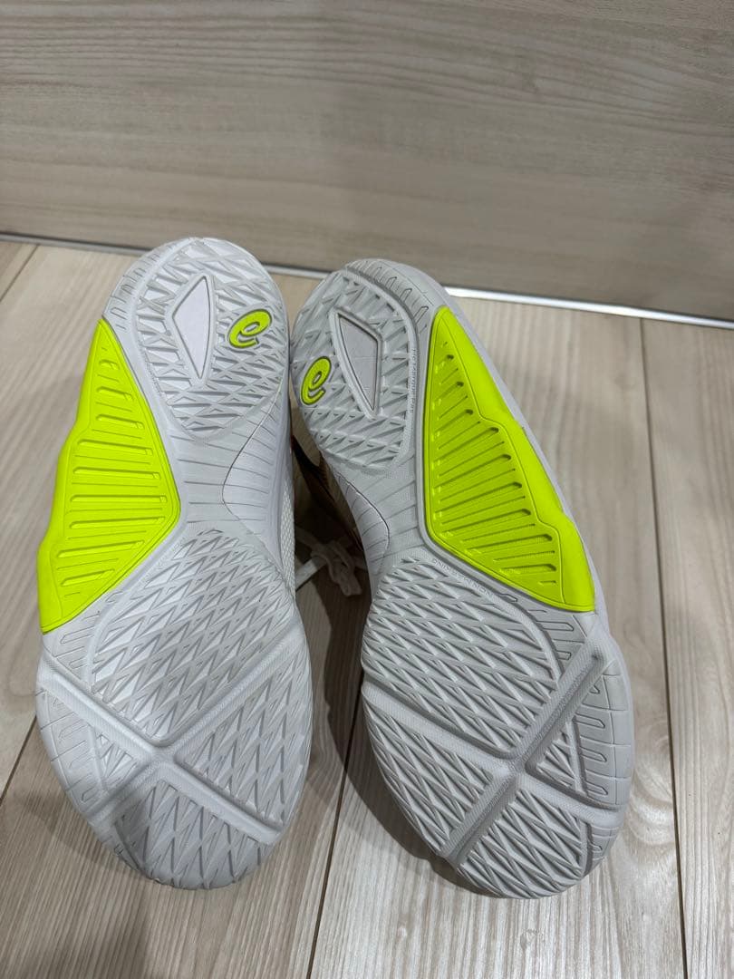 とはもな　ASICS UNPRE ARS 2 WIDE
