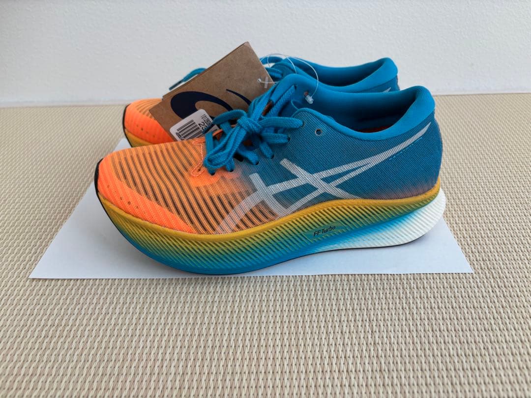 新品未使用　asics アシックス　23.5 スポーツ　陸上　メタスピードスカイ