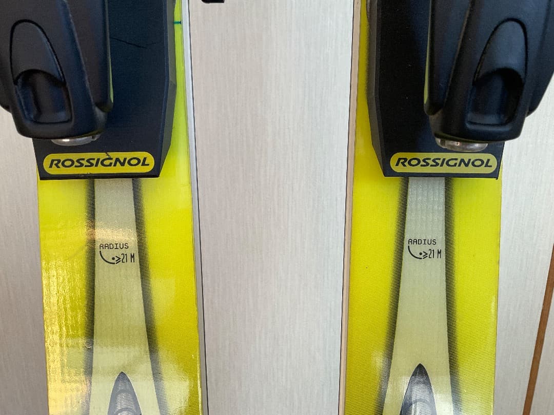 ROSSIGNOL ９X ・プレート・ビィンディング　サンドウィッチ構造