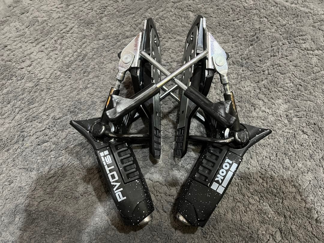 スキー look pivot 15 GW sender signature