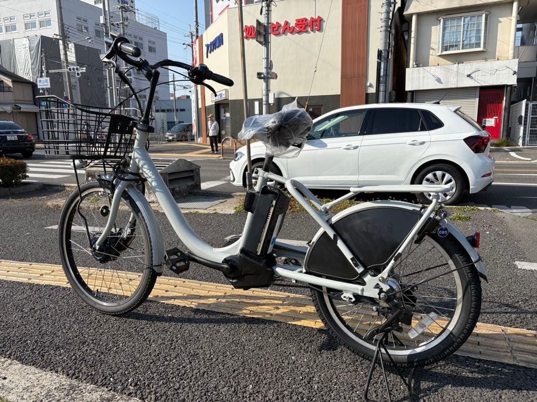 095中古ブリヂストンビッケ電動アシスト自転車　B400 大阪