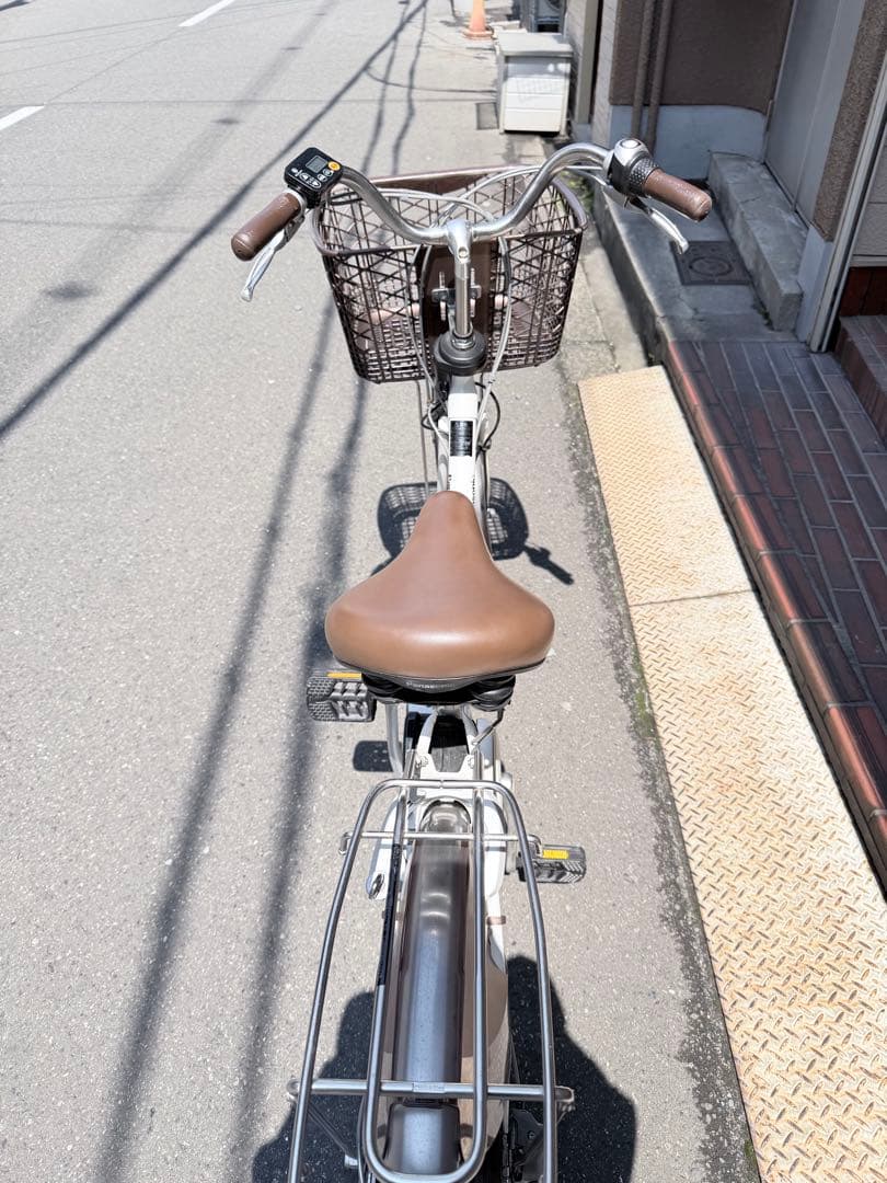 大阪府　Panasonic 電動アシスト自転車 ホワイト　26インチ
