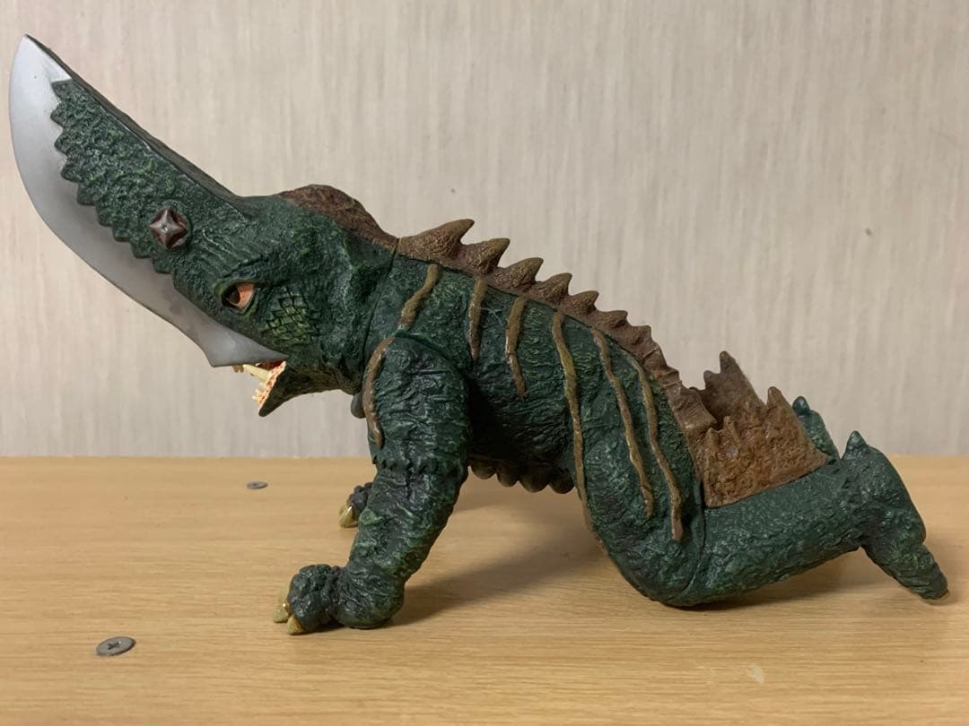h*3様 ロケットプロ　大悪獣ギロン　メガフィギュアシリーズ ガメラ