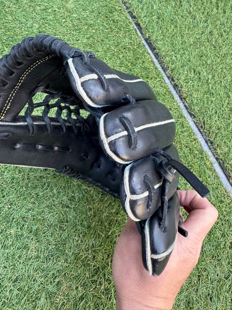 【美品】MIZUNO セレクトナイン 軟式 大人 外野手用 14 右投げグラブ