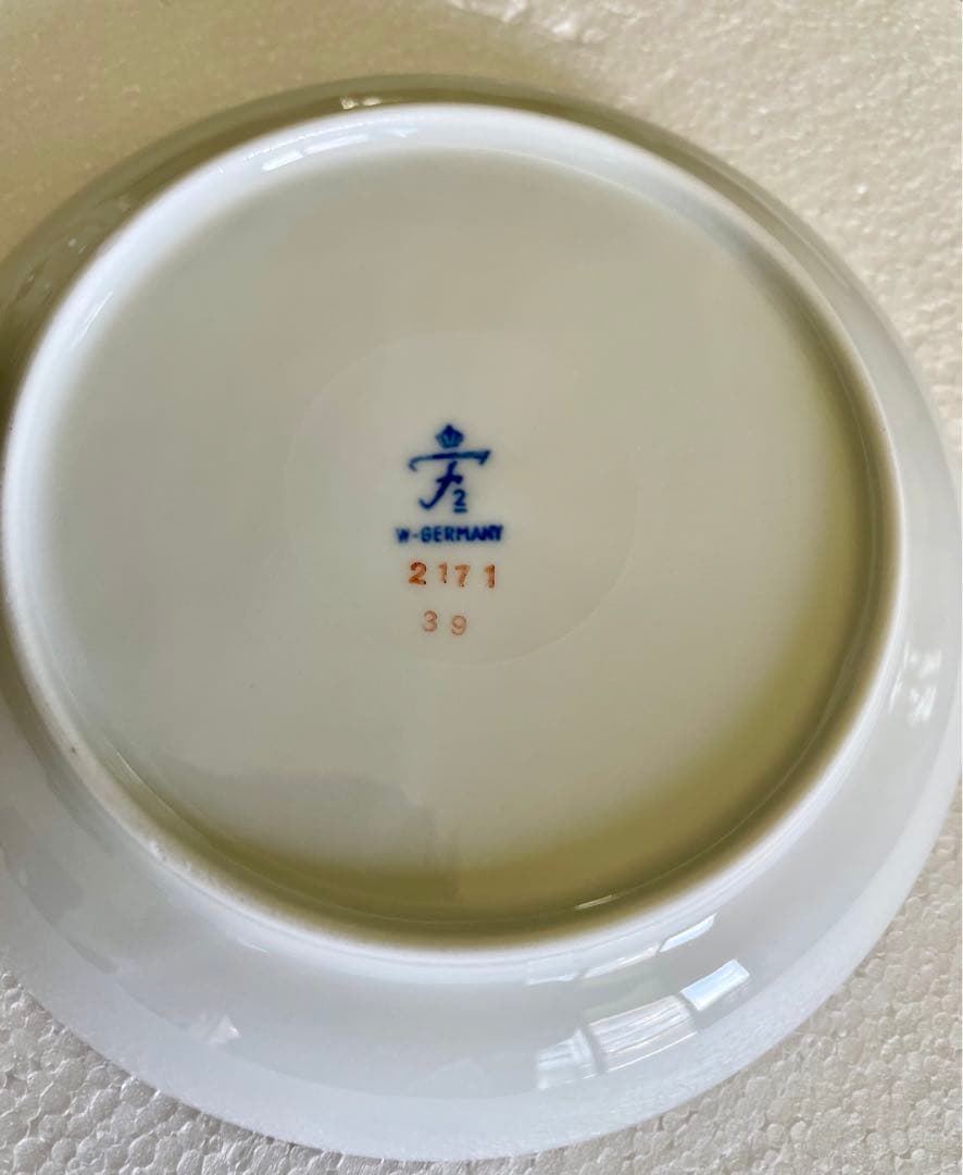 ドイツ7大名窯の一つフェルステンベルグのディナーセット