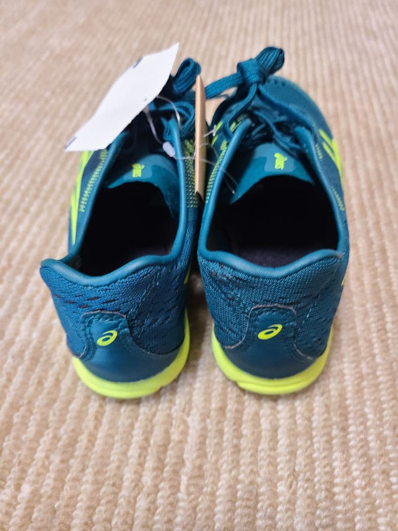アシックス　ASICS　陸上スパイク 1093A131　300　24.0cm