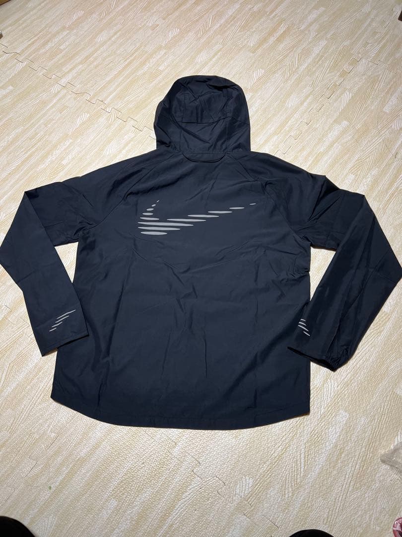 【新品 】Nike ウィンドブレーカー ブラック Lサイス