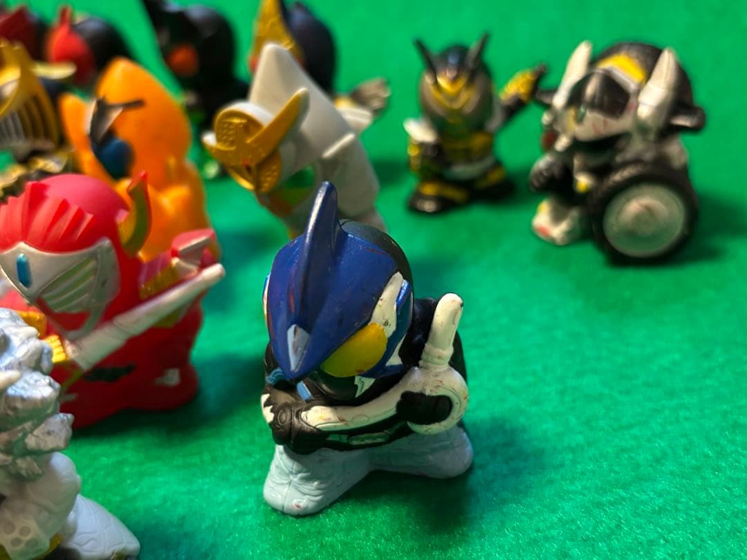 計57体!!仮面ライダー ミニチュア指はめフィギュアセット