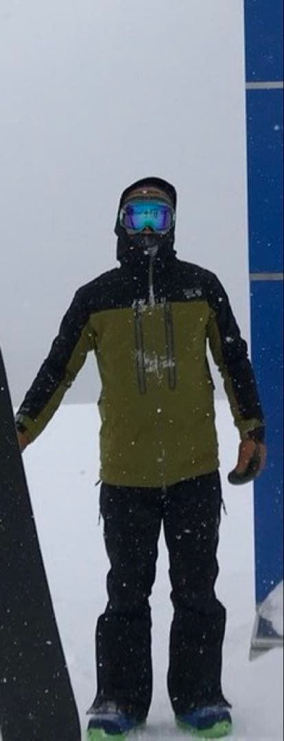 MOUNTAIN HARDWEAR コヒージョン　上下セット　Mサイズ