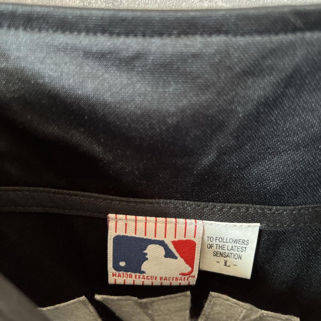 MLB ヤンキース 00s ベースボールシャツ 紐育 エナメル　Ｌメンズ黒C3