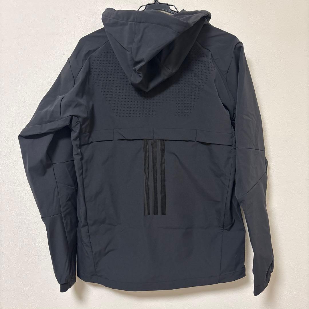 adidas フード付き黒アウター　ウインドブレーカー　パーカー　フーディー　L