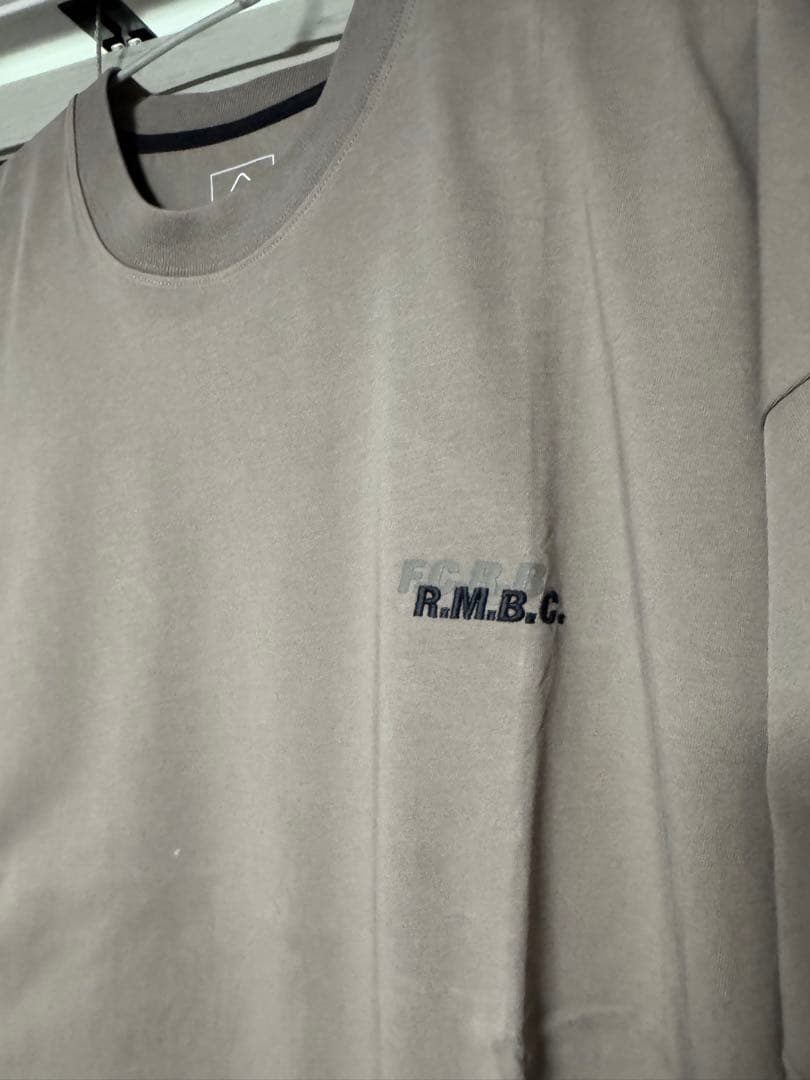 FCRB MADNESS BRAWN T_SHIRTS L 未使用　RMBC