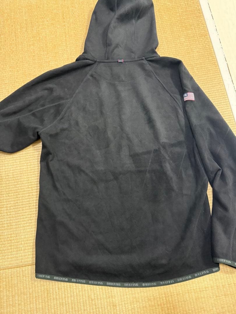 BRIEFING ブラック パーカーS女性着用してました