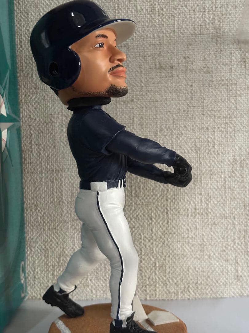 イチロー ボブルヘッド　MLB記録262安打 フィギュア　2004