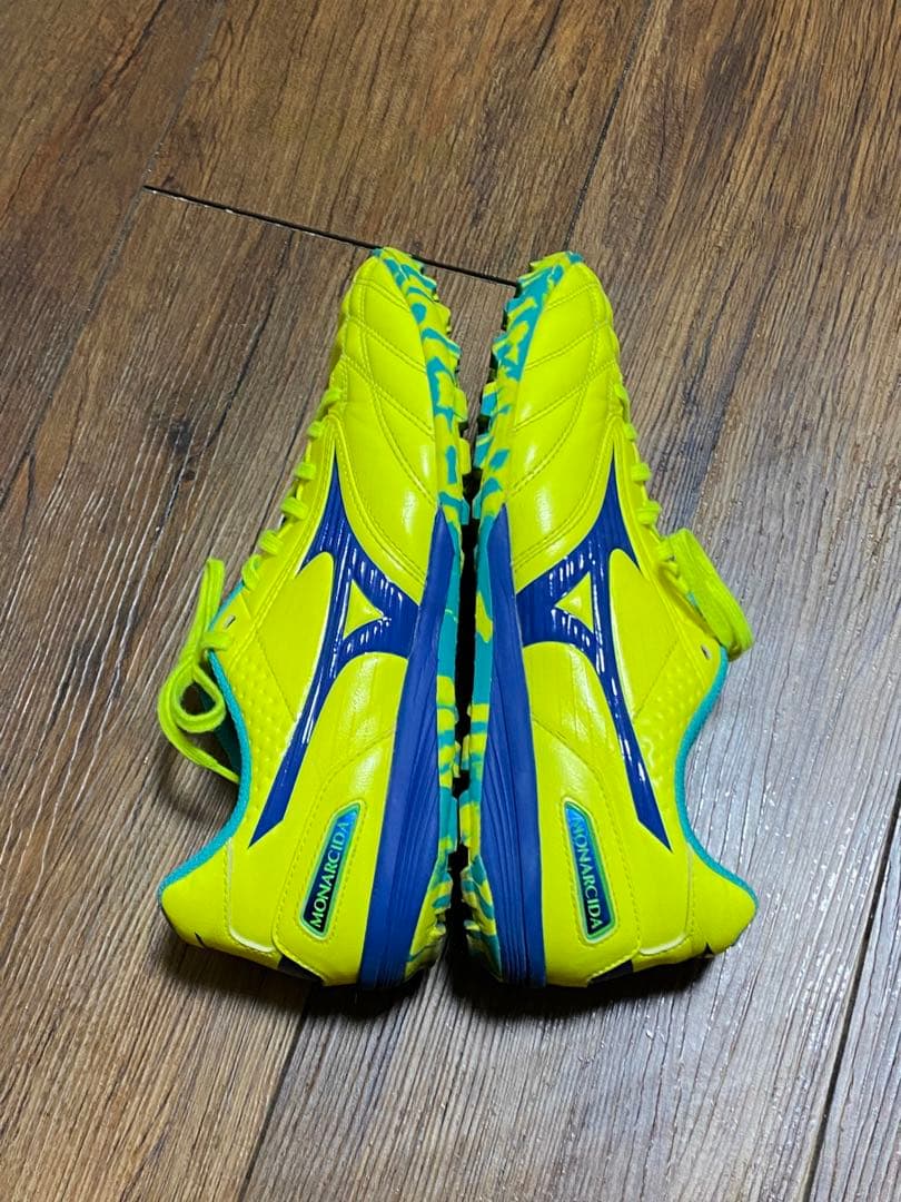 サッカートレーニングシューズミズノTF
