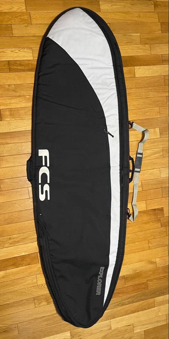FCS 7'0\" サーフボード ハードケース