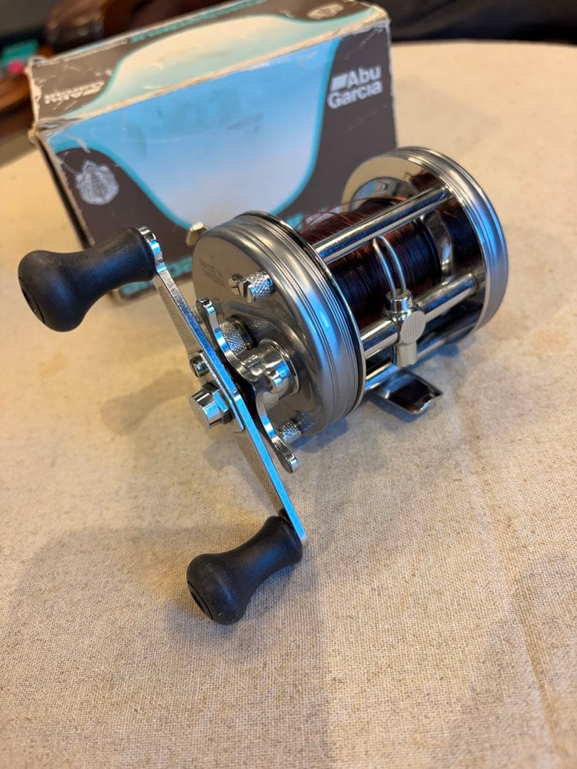 abu garcia アンバサダー 6500CS ロケット 右ハンドル 付属品