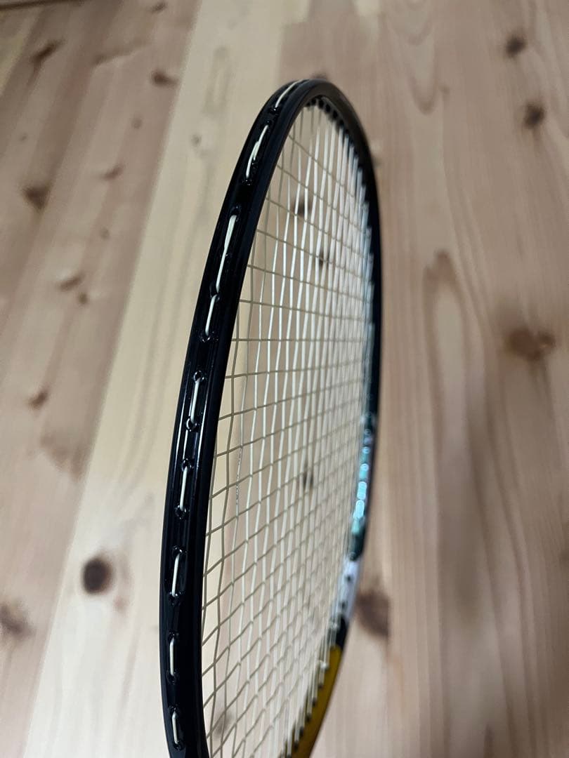 美品YONEX ヨネックスNANOSPEEDナノスピード8000後期廃