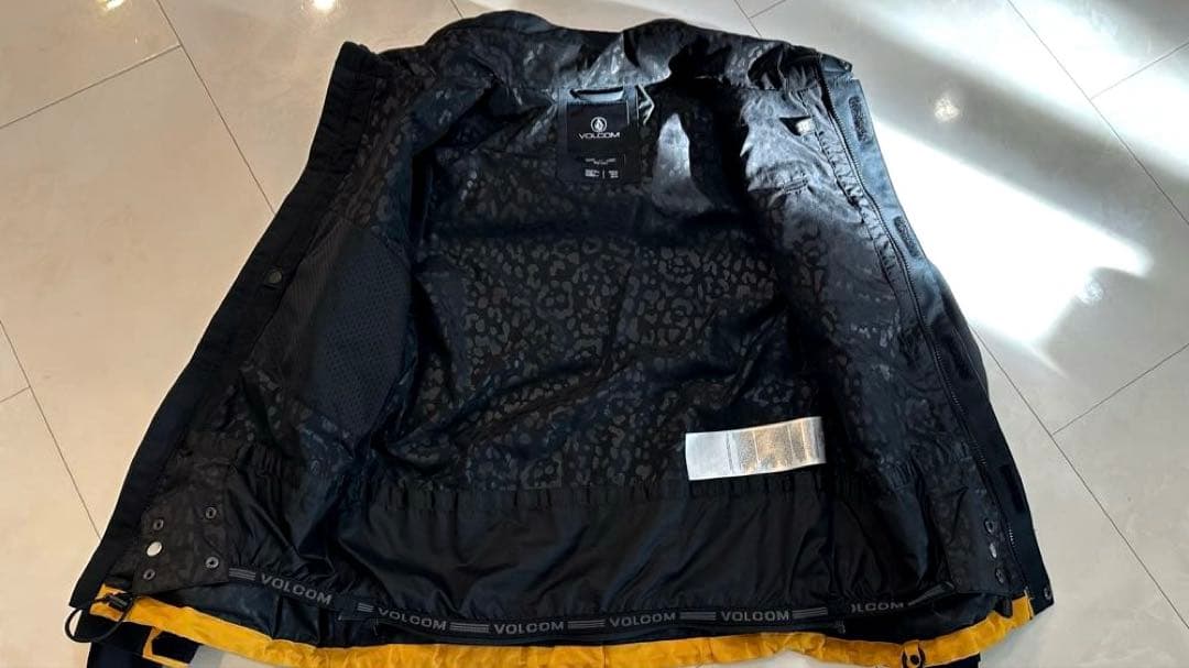VOLCOM スノーボードウェア XS
