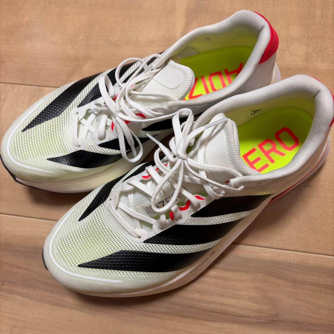 アディダス Adizero Boston 13 26cm 未使用級