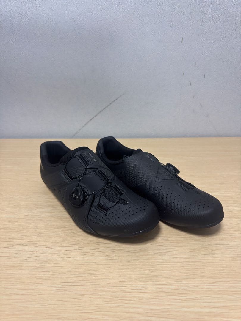 シマノ　ビンディングシューズ　RC3 (SH-RC300) 25.8cm