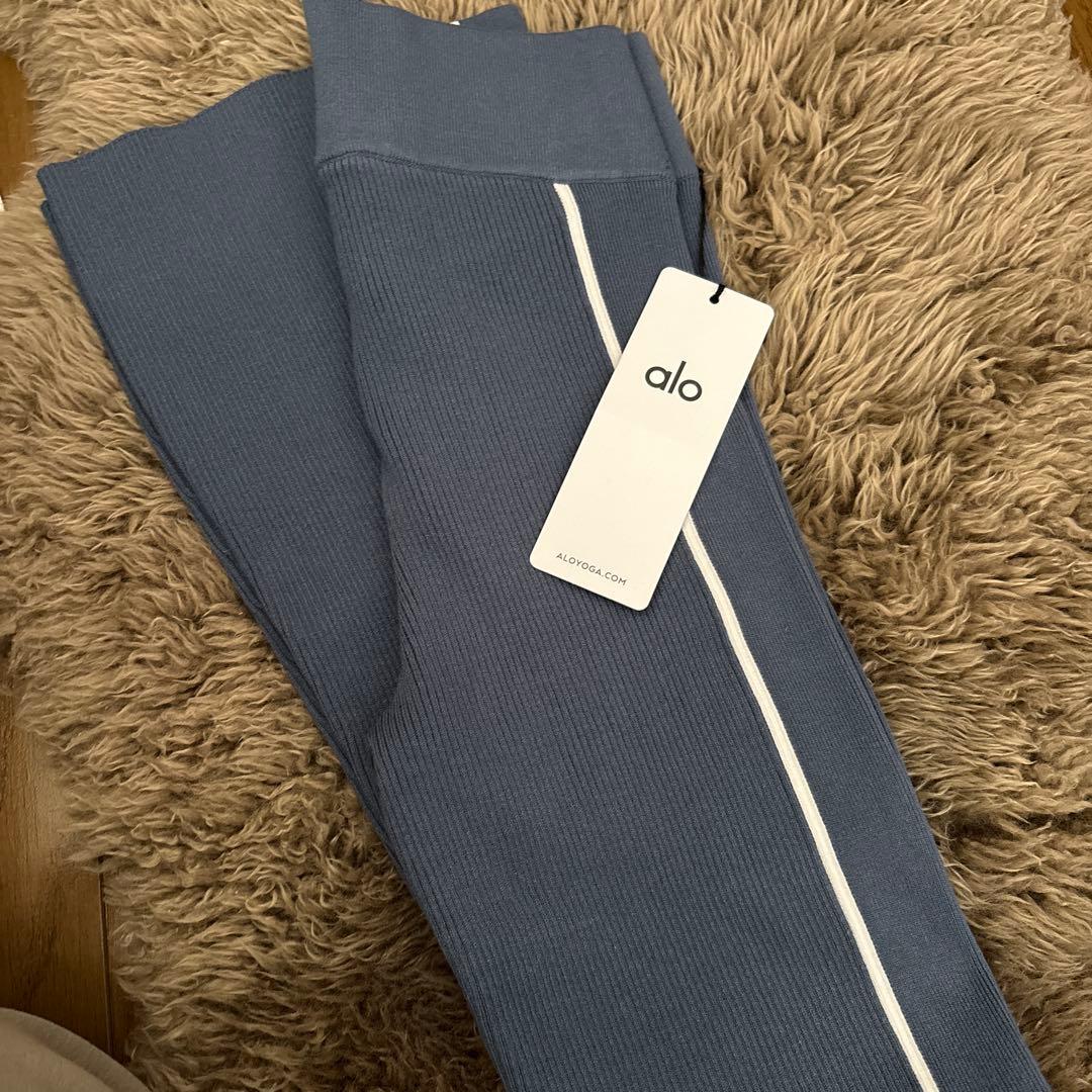 alo ニットフレアパンツ　bluestone/white XS
