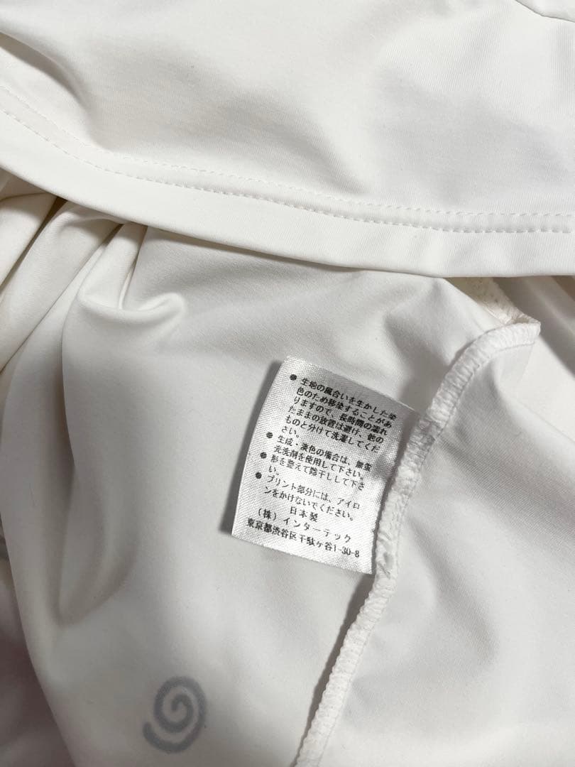 しょうりん【美品】suria スリア ヨガウェア白　パッド付き　M