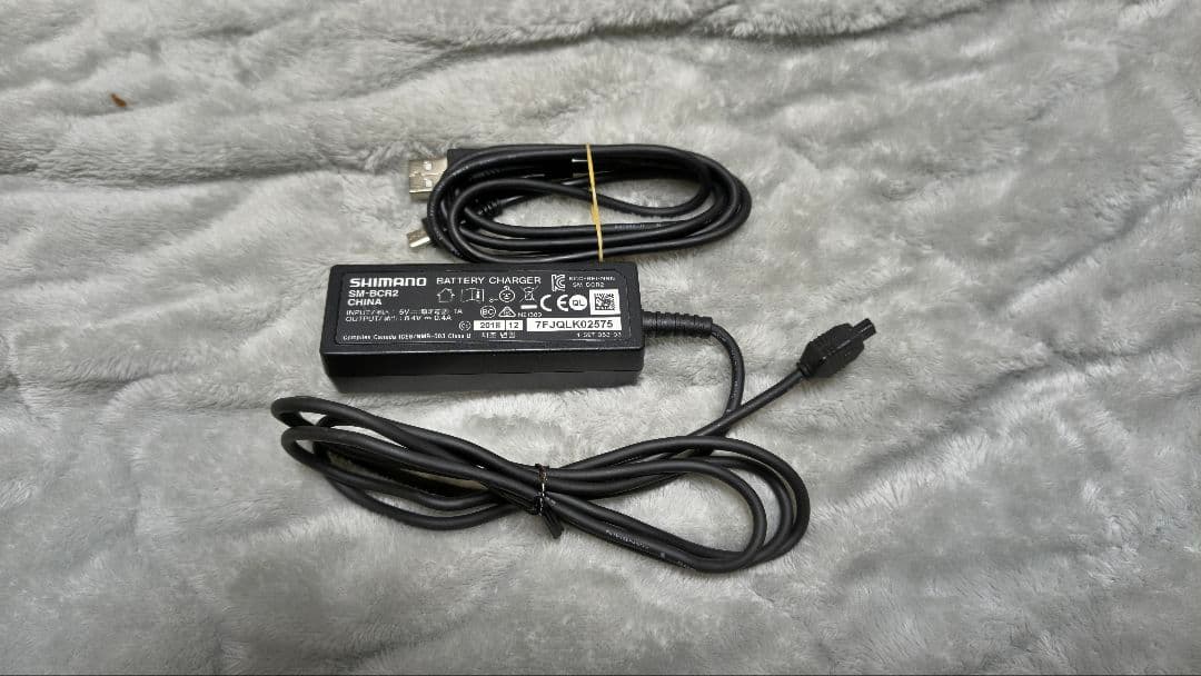 SHIMANO Di2充電器 SM-BCR2