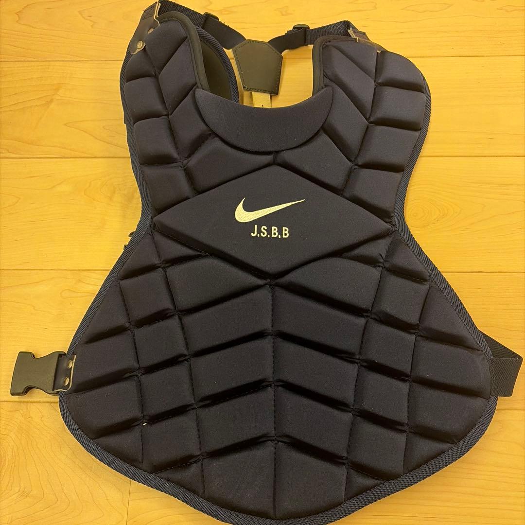【本日限定値下げ】【入手困難】【超美品】キャッチャー防具セット（軟式用）NIKE