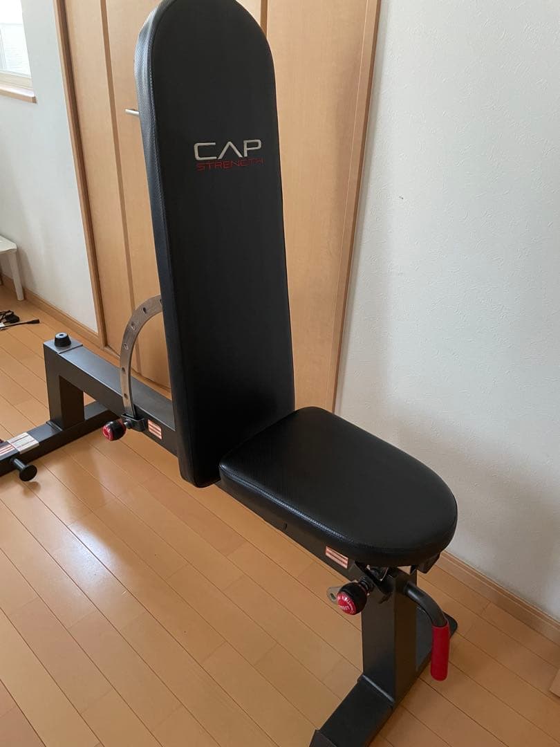 インクラインベンチ