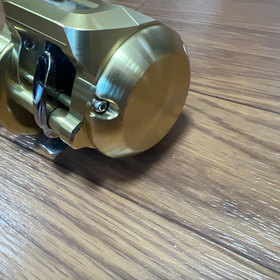 SHIMANO OCEA CONQUEST CT 300HG 両軸リール