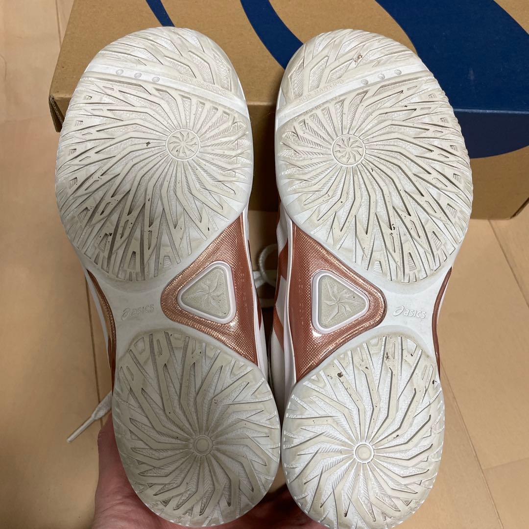 バスケットボールシューズ　asics LADY GELFAIRY8