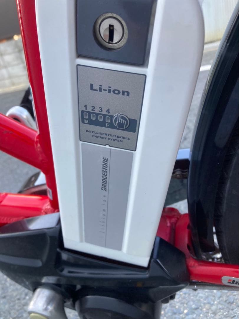 1828業界最長12ヶ月保証付！送料無料エリア多数！安全整備済み！電動自転車