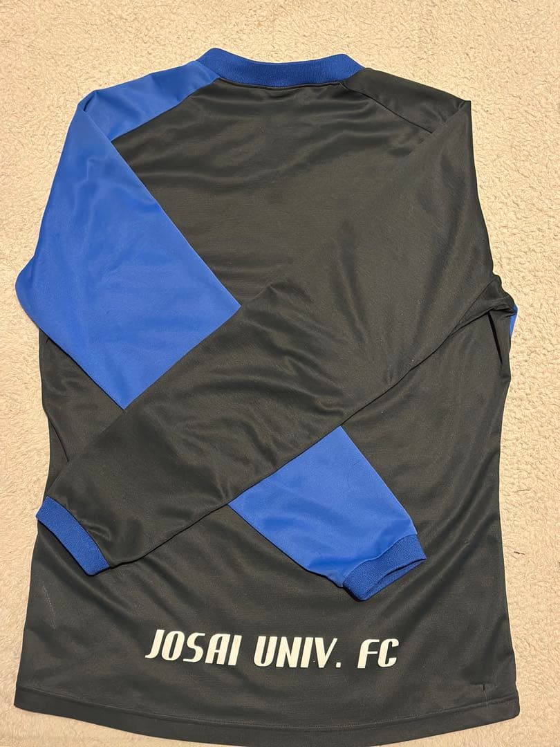 城西大学　サッカー　Mizuno 長袖シャツ