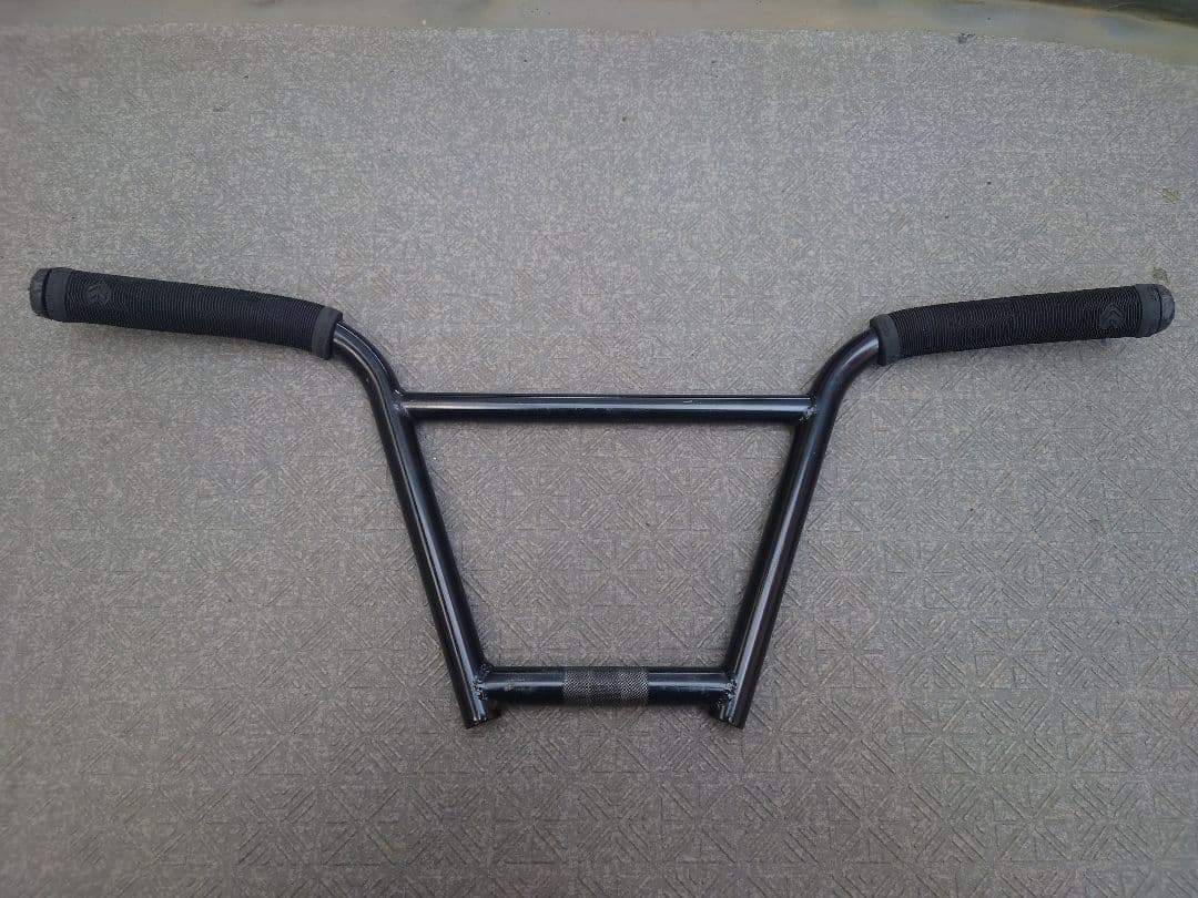 Cult Begin Cuatro 4pc Bar　9.4インチ　BMXバー