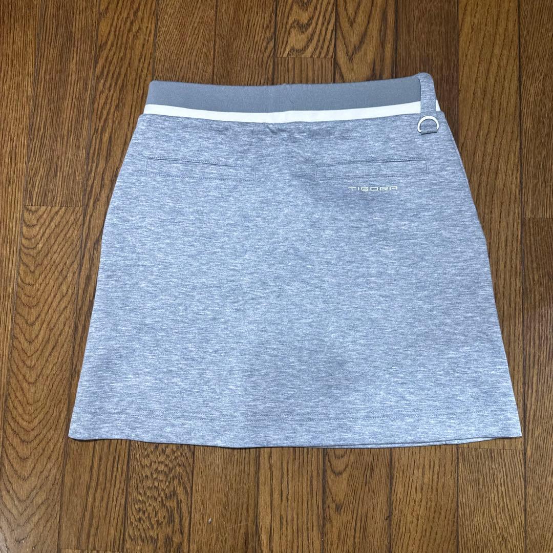 ティゴラ♡セットアップ　ゴルフスカート　モックネックシャツ　グレー