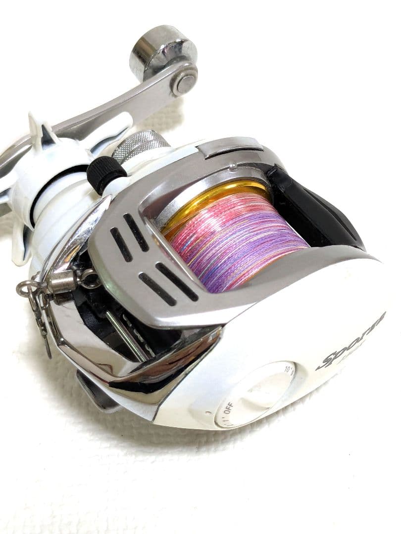 【美品】DAIWA MAG FORCESPORZA150R ベイトリール