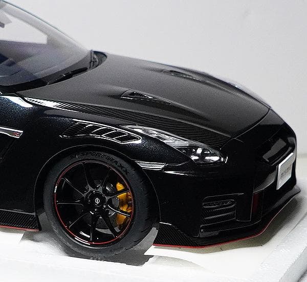 オートアート 1/18 GT-R R35 ニスモ スペシャル 77504