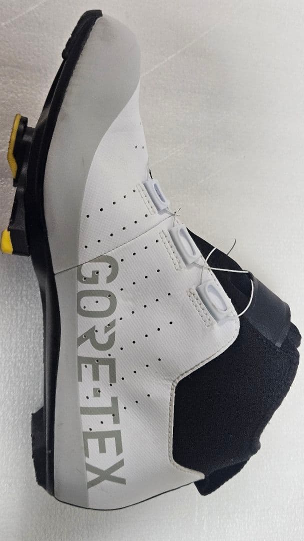 GORE-TEXフィジークTEMPO ARTICA GTX 42サイズ/27cm