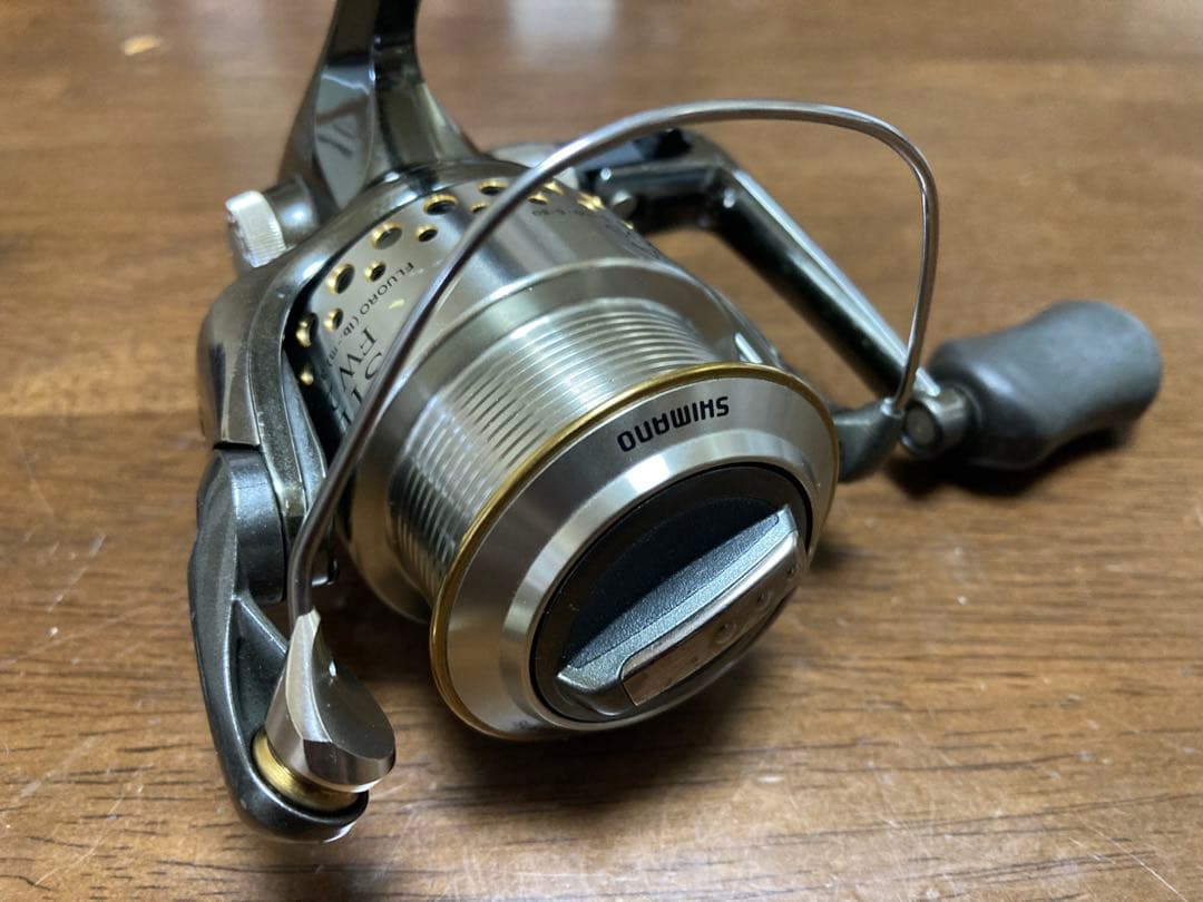 シマノ　01'ステラ FW2500S　実釣メイン機