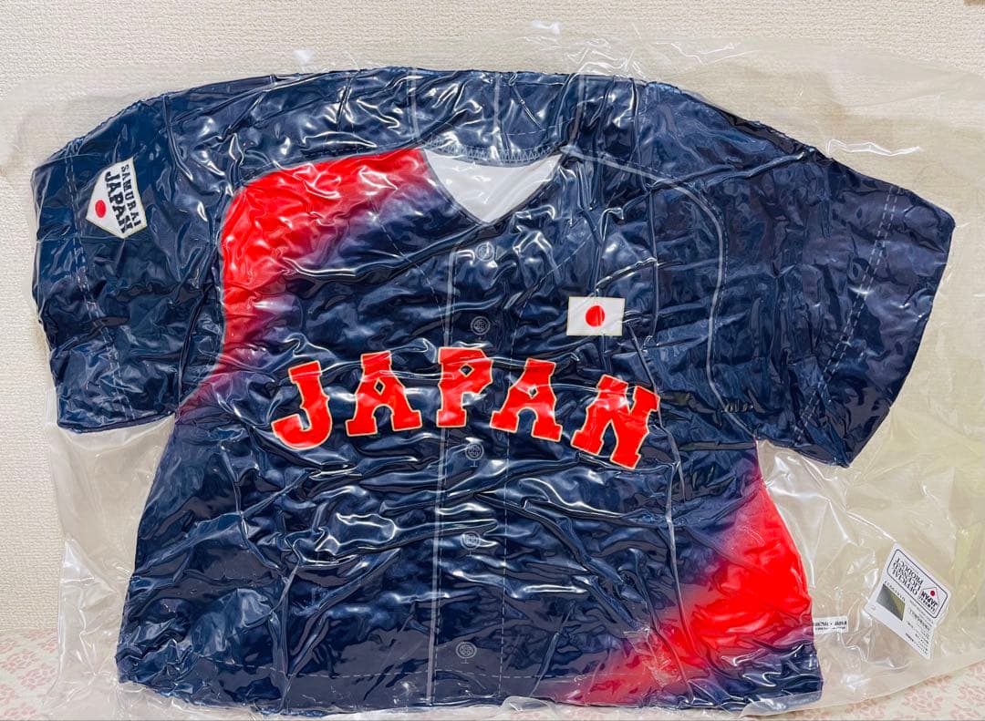 侍ジャパン ユニフォーム型クッションとキャップ型 超BIGクッション 2種セット