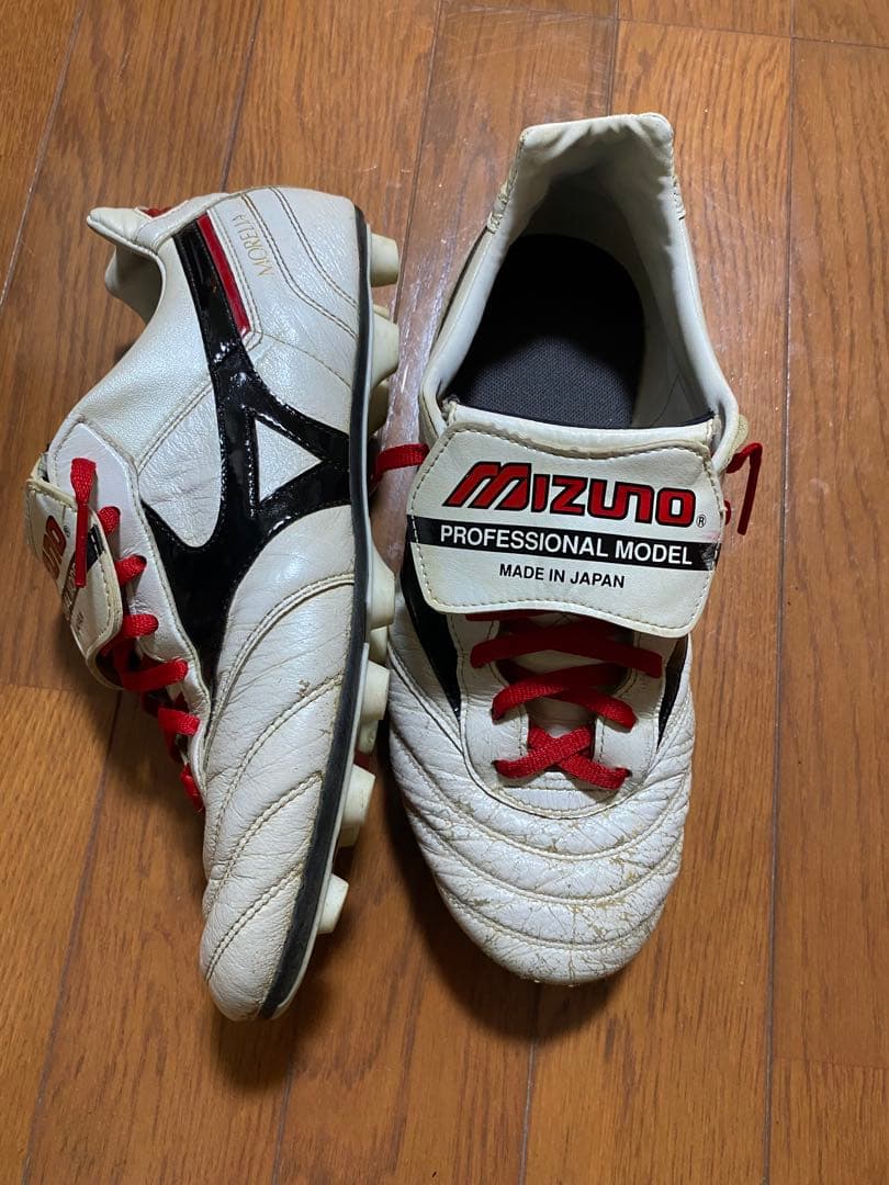 シューズ Mizuno Morelia 2 & Adidas copa gloro