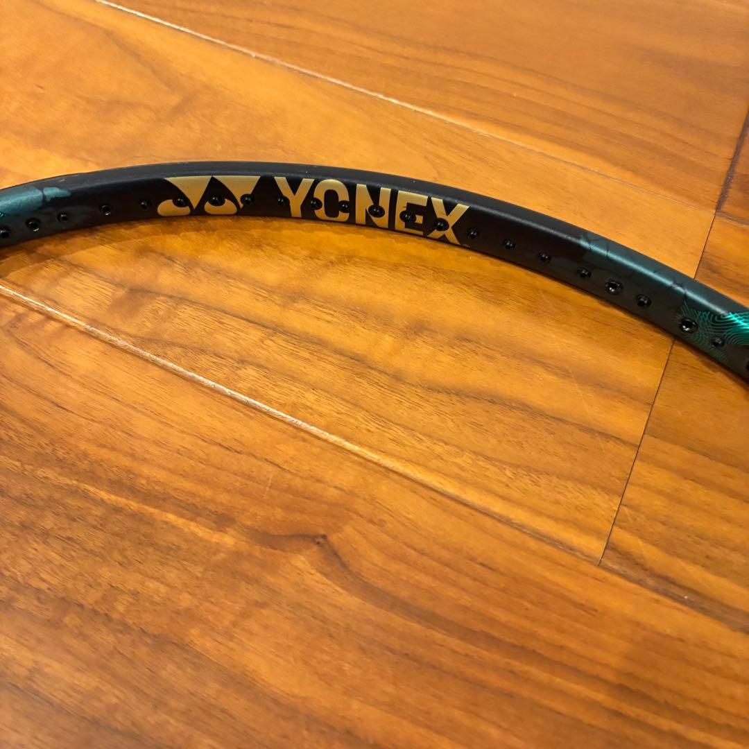 美品　日本未発売モデル　YONEX VCORE 97 PRO HD G2