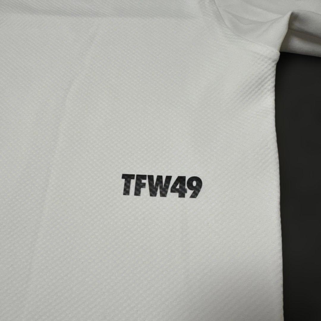 新品 TFW49 六分丈の袖シャツ ホワイト