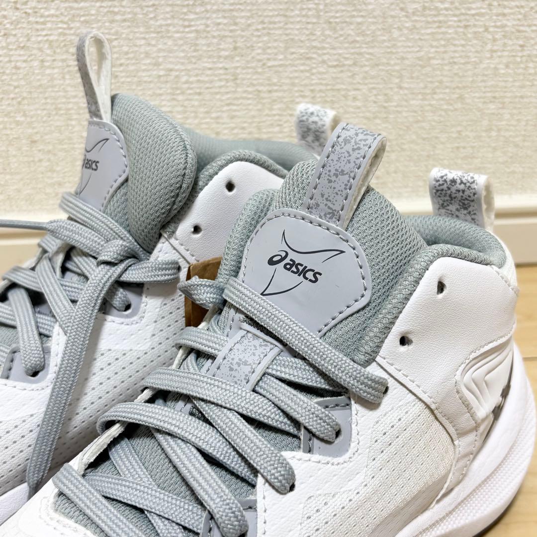 asics ジュニア バスケットシューズ NOVA SURGE 3 GS 未使用