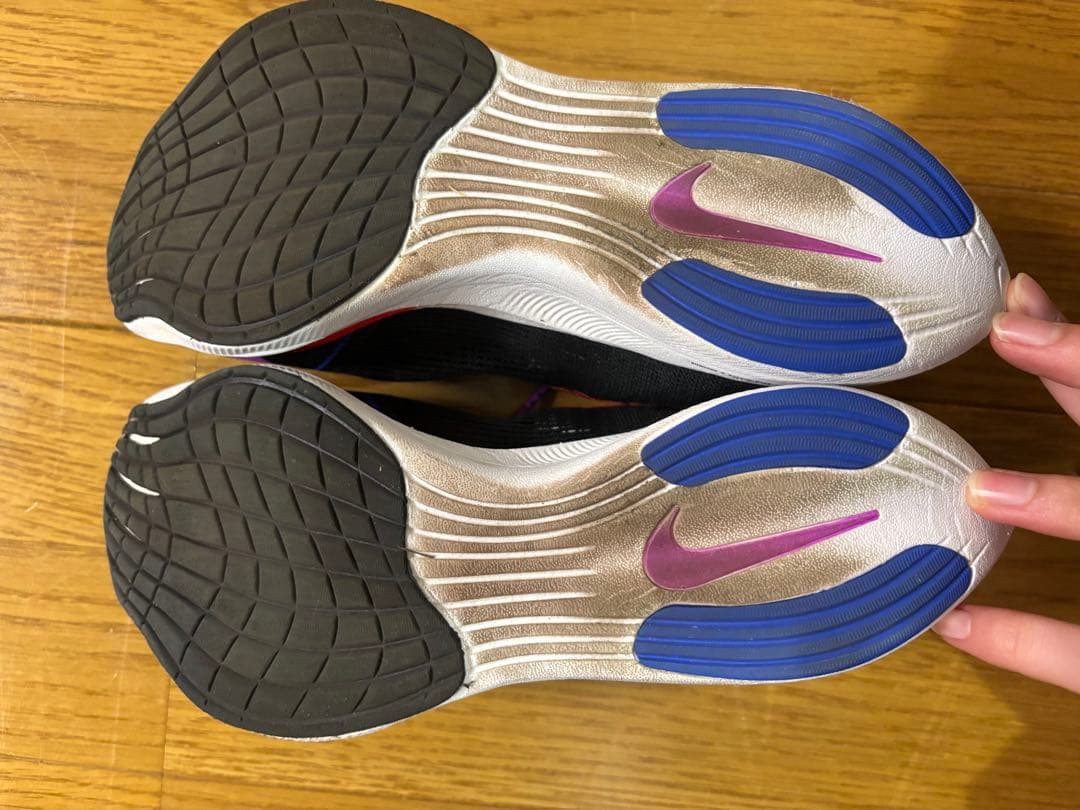 NIKEヴェイパーフライ 24.0