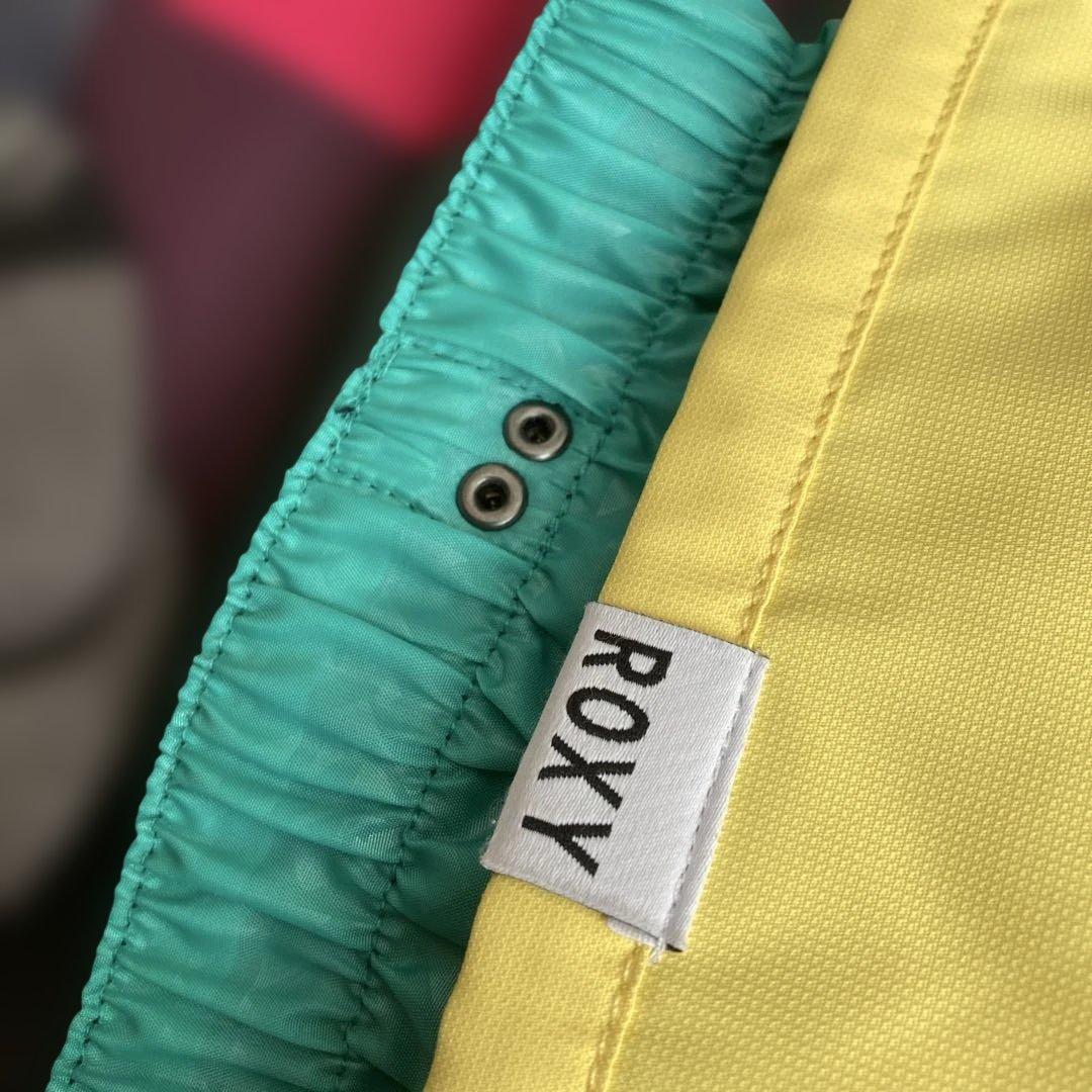 ROXY チェック柄 スノーボードウェア Mと靴下等