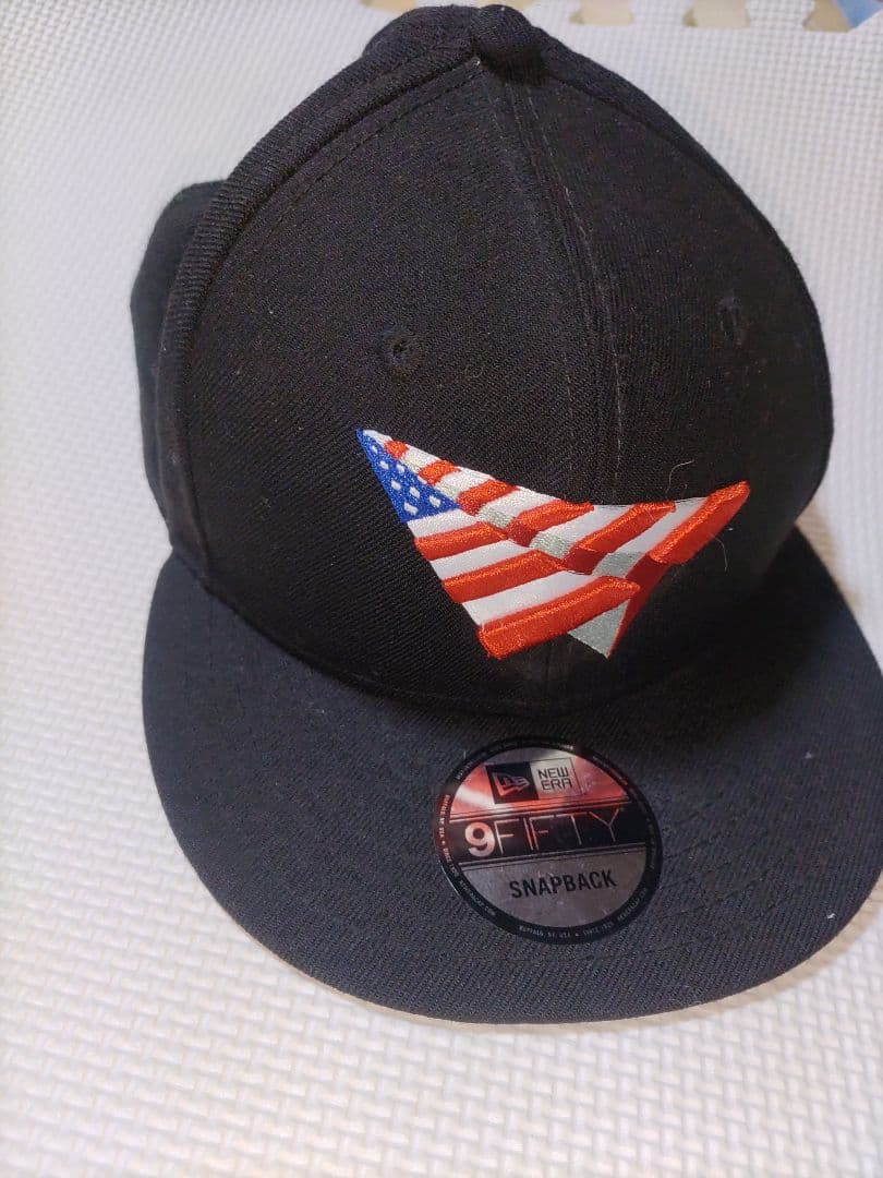 ROCNATION アメリカ国旗 スナップバックキャップ