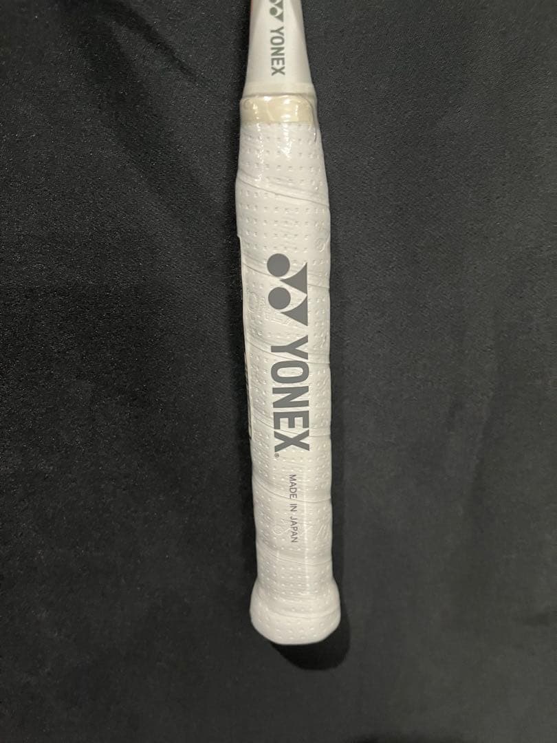 4ug5 アストロクス100ZVA 新品　バドミントン　ラケット