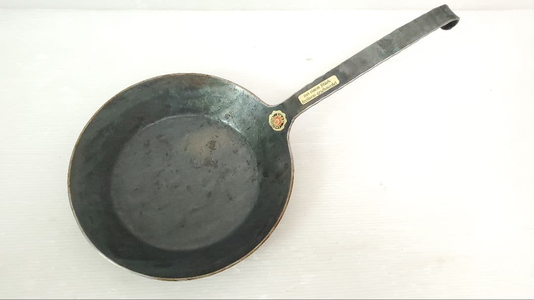 TURK ターク フライパン 鉄 20cm ケース付 BALLISTICS